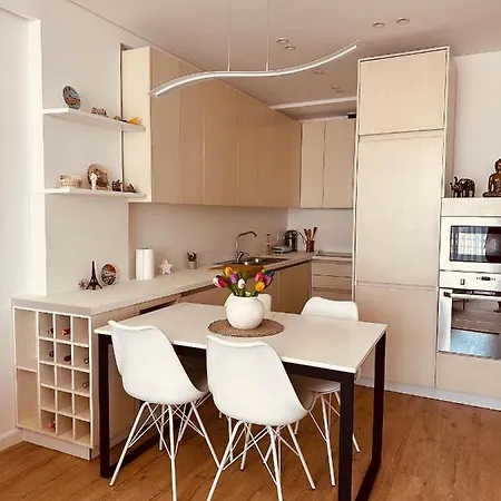 Madalin Seaside Apartment Vlore Exterior photo